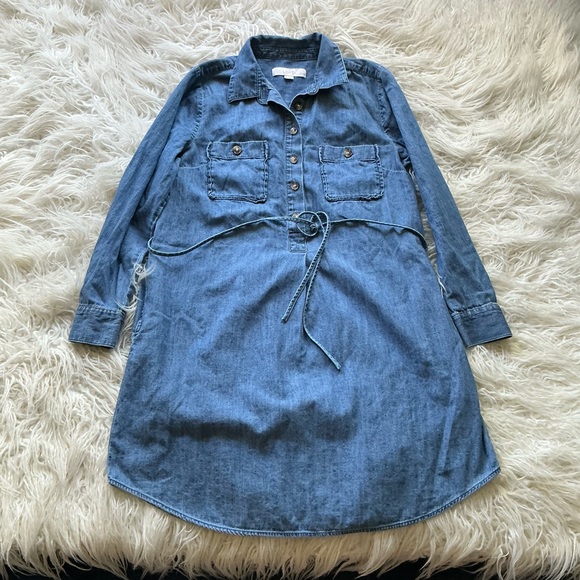 Loft Chambray Pocket Shirtdress‎ - Picture 2 of 5
